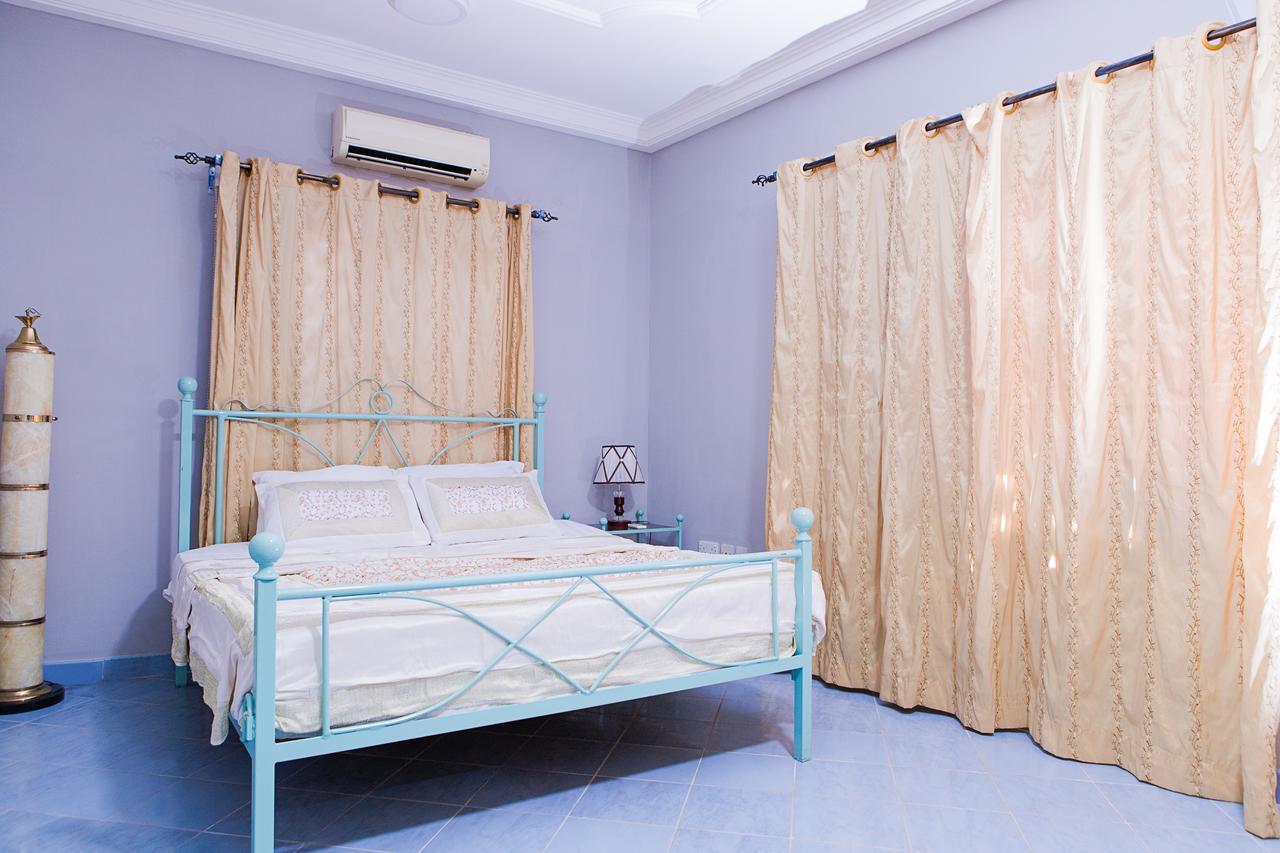 Maxwell Court Apartments Accra Kültér fotó