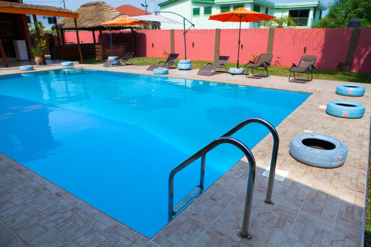 Maxwell Court Apartments Accra Kültér fotó