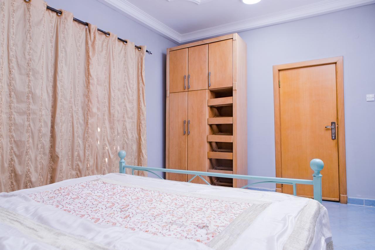 Maxwell Court Apartments Accra Kültér fotó