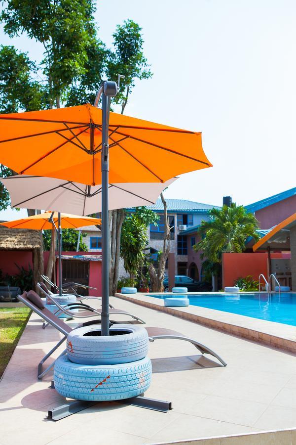 Maxwell Court Apartments Accra Kültér fotó