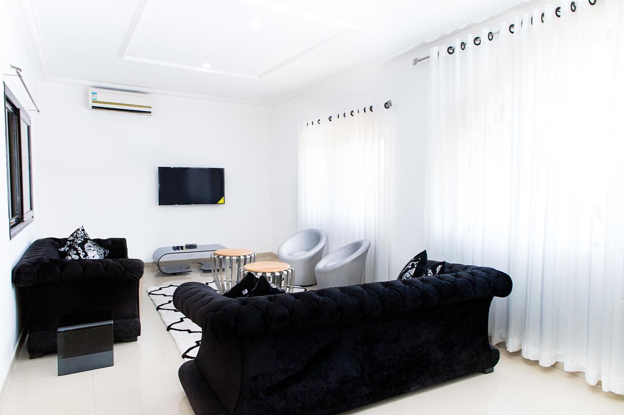 Maxwell Court Apartments Accra Kültér fotó