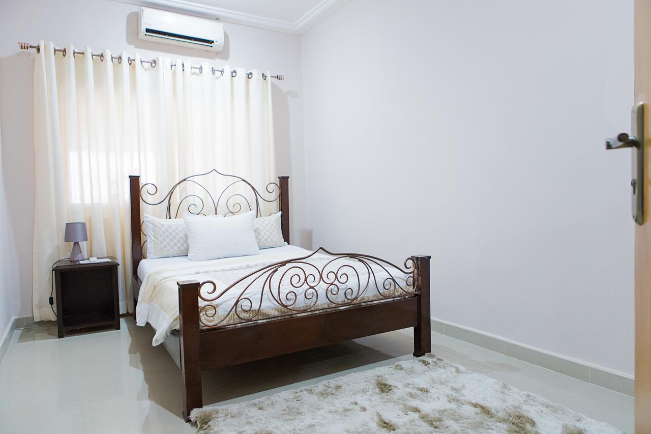 Maxwell Court Apartments Accra Kültér fotó
