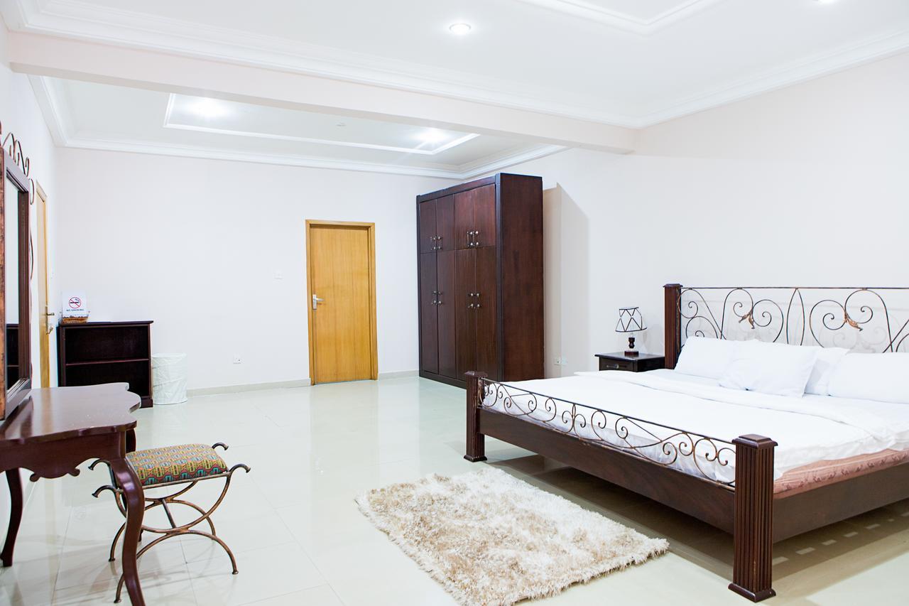 Maxwell Court Apartments Accra Kültér fotó